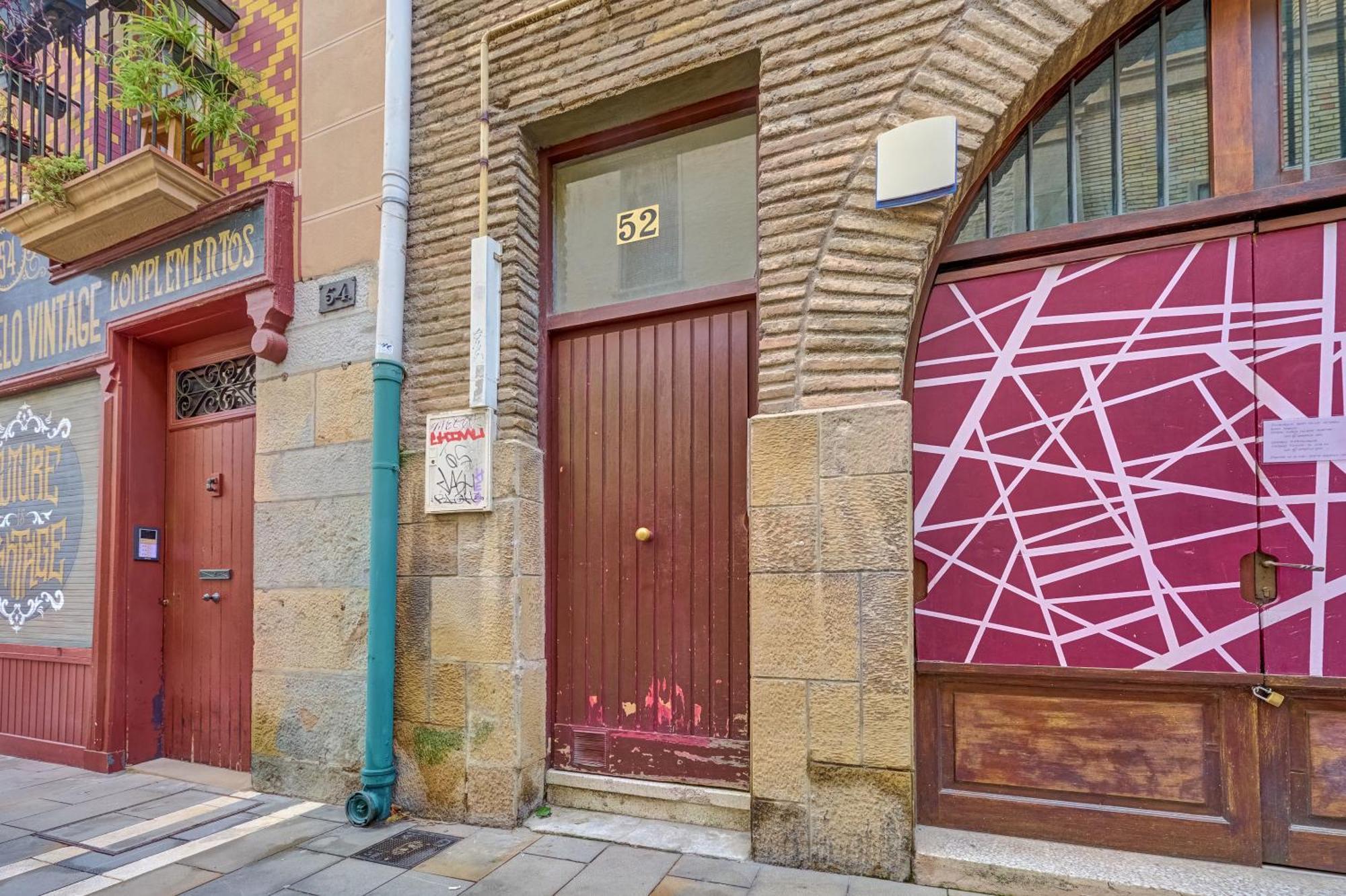 Dormitaleria Lägenhet Pamplona Exteriör bild