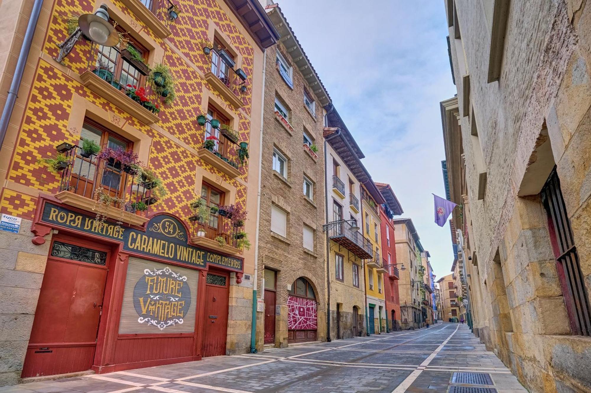 Dormitaleria Lägenhet Pamplona Exteriör bild